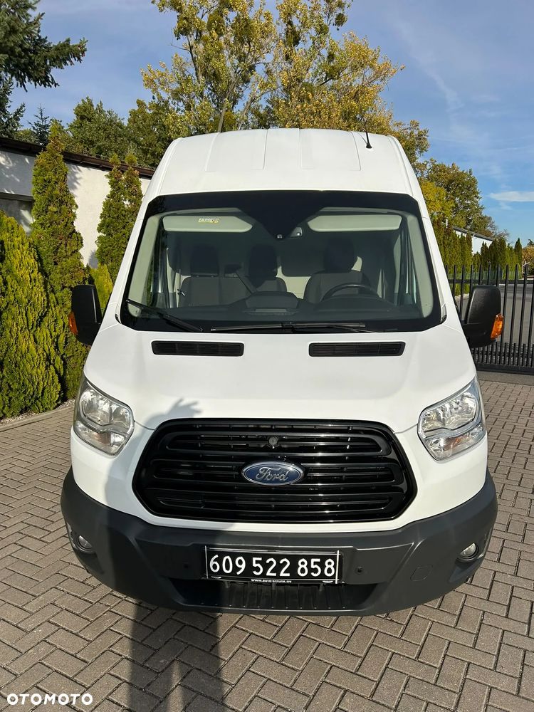 Ford Transit - 30