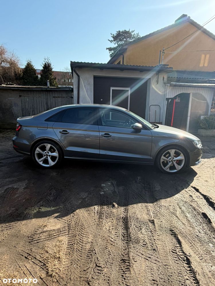Audi A3 Limousine 1.4 TFSI CoD Ambiente S tronic - 1