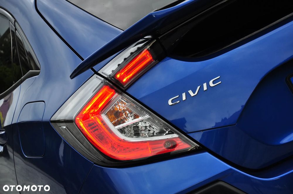 Honda Civic 1.0 i-VTEC Turbo CVT Executive Sport Line - 35