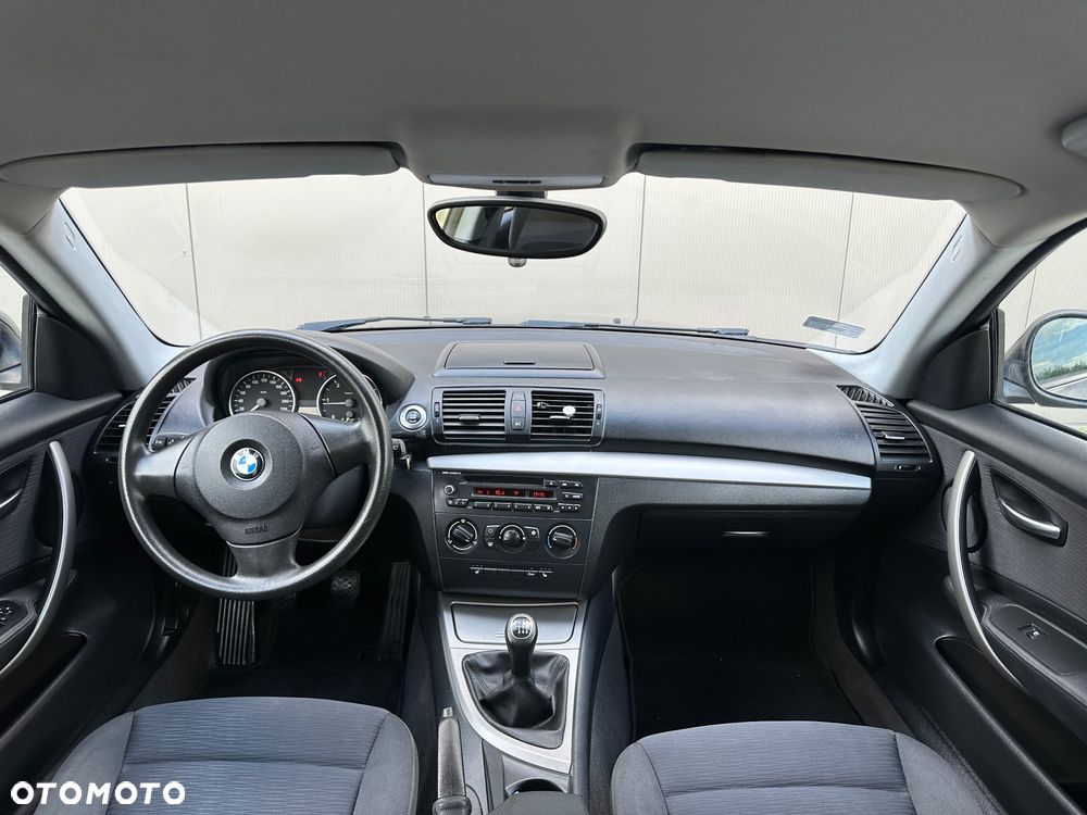 BMW Seria 1 116d - 11