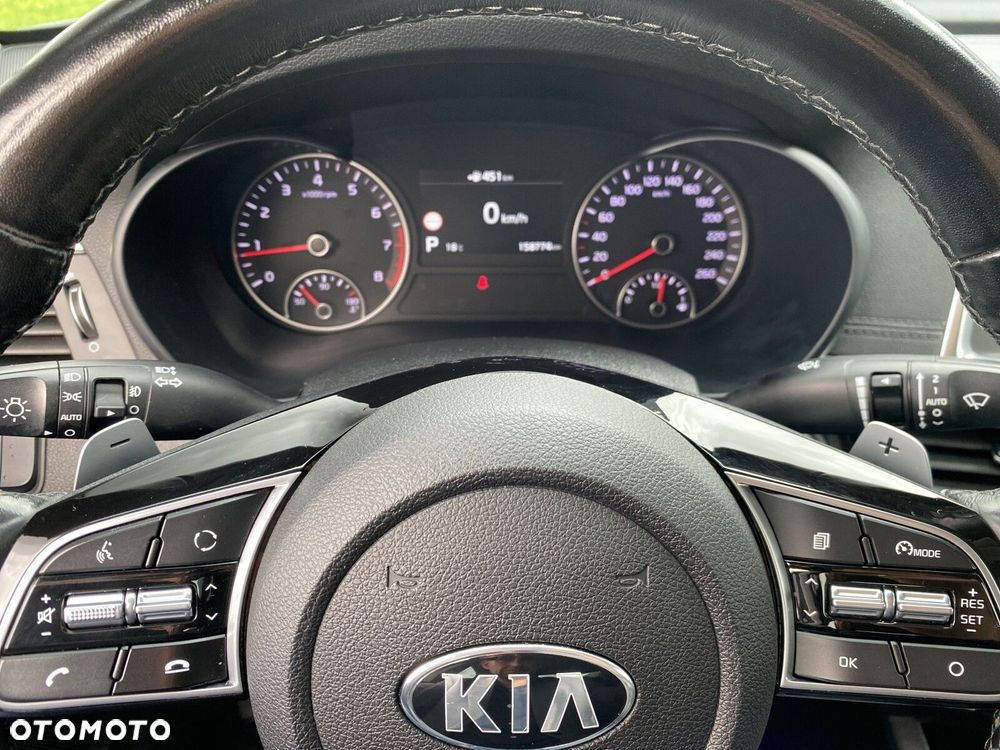 Kia Optima - 22