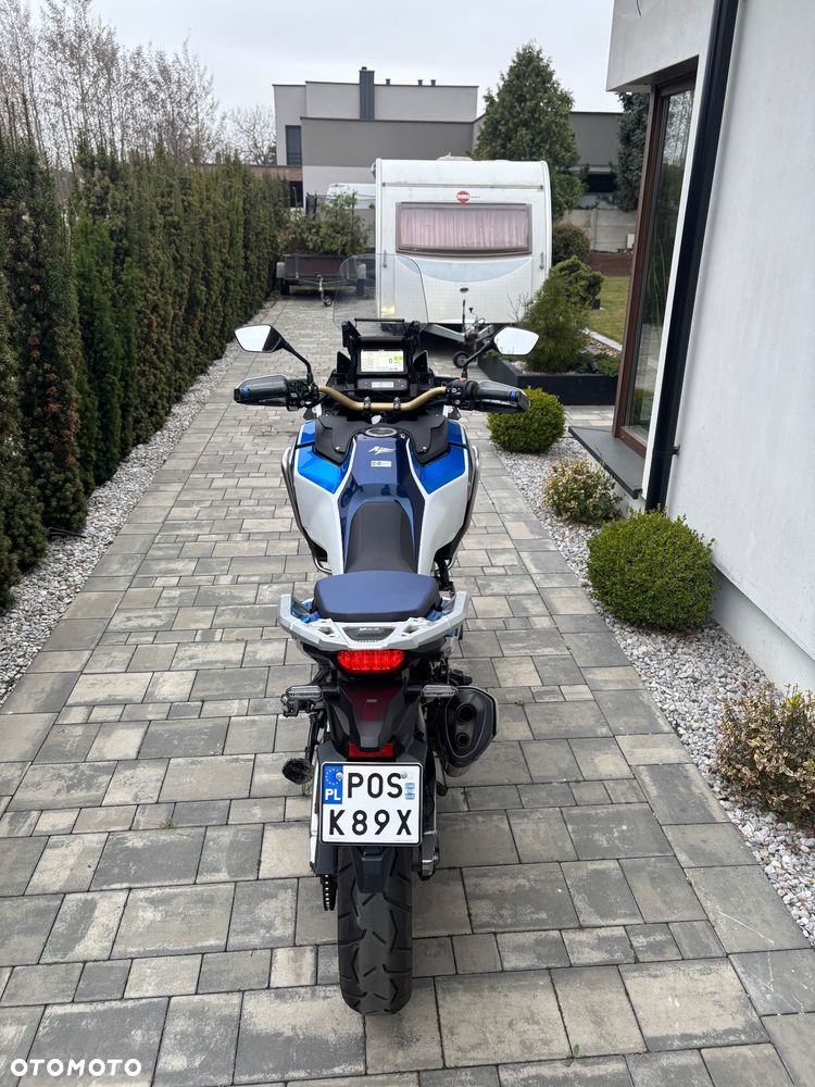 Honda CRF - 9