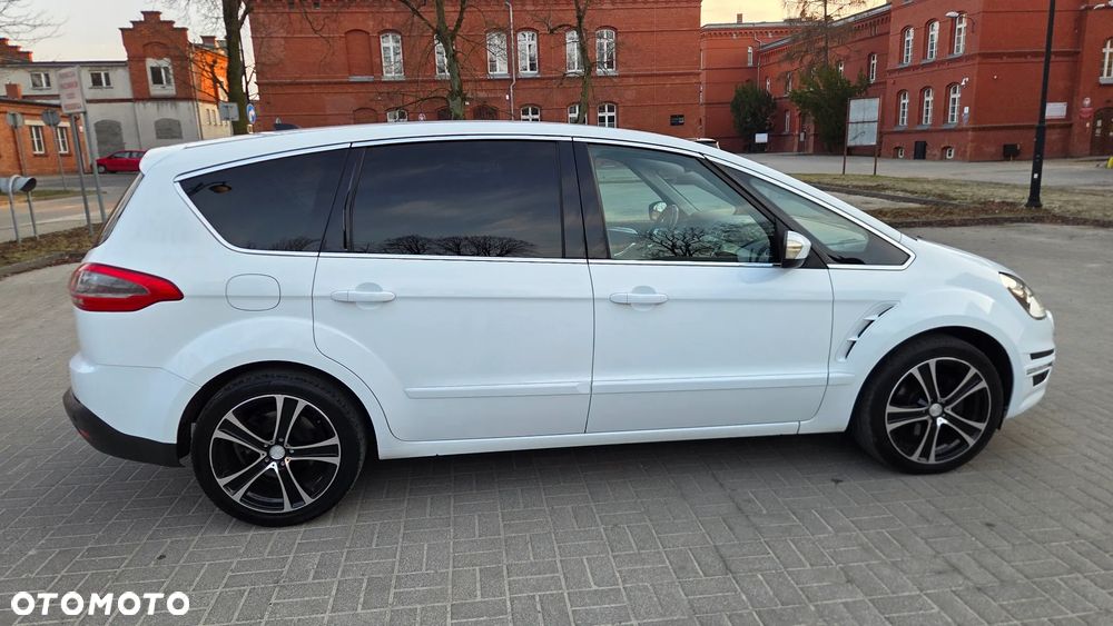 Ford S-Max 2.0 TDCi DPF Titanium - 13