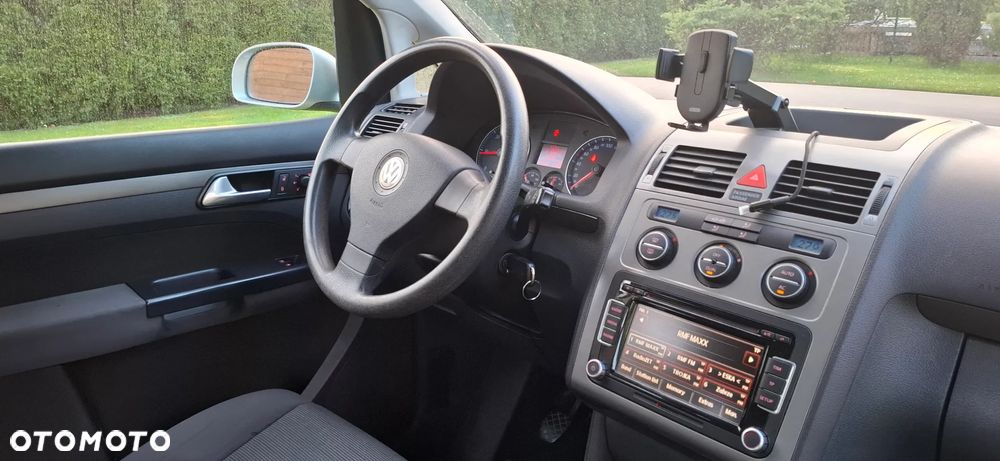 Volkswagen Touran 1.9 TDI DPF Conceptline - 5