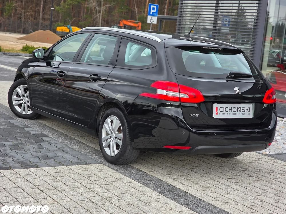 Peugeot 308 - 6