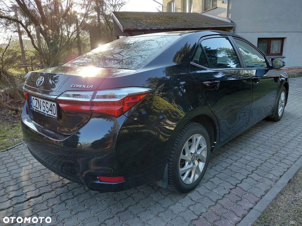 Toyota Corolla 1.6 Active - 5