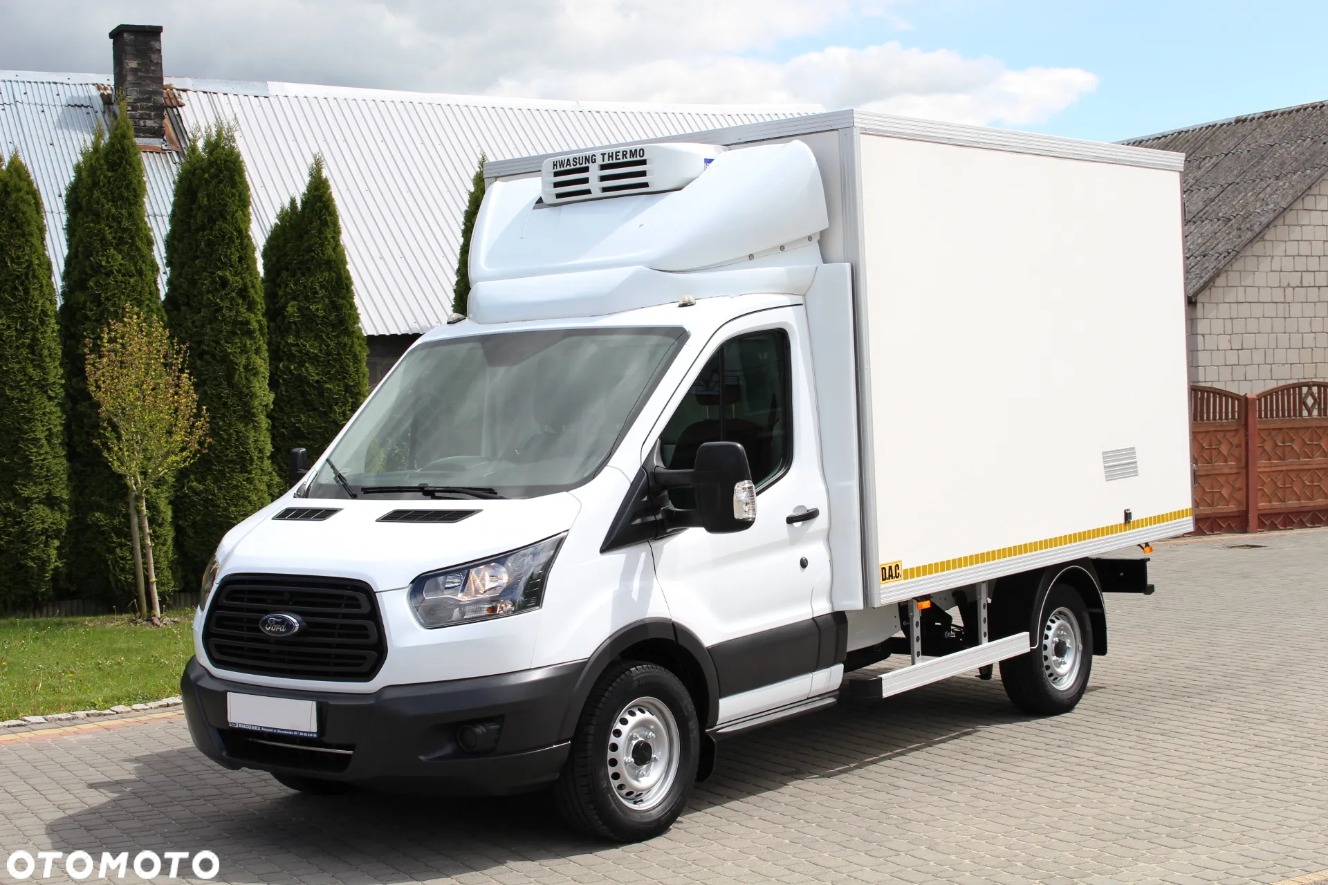 Ford TRANSIT / CHŁODNIA / IZOTERMA / POLSKI SALON / NISKI PRZEBIEG / JAK NOWY/ - 2