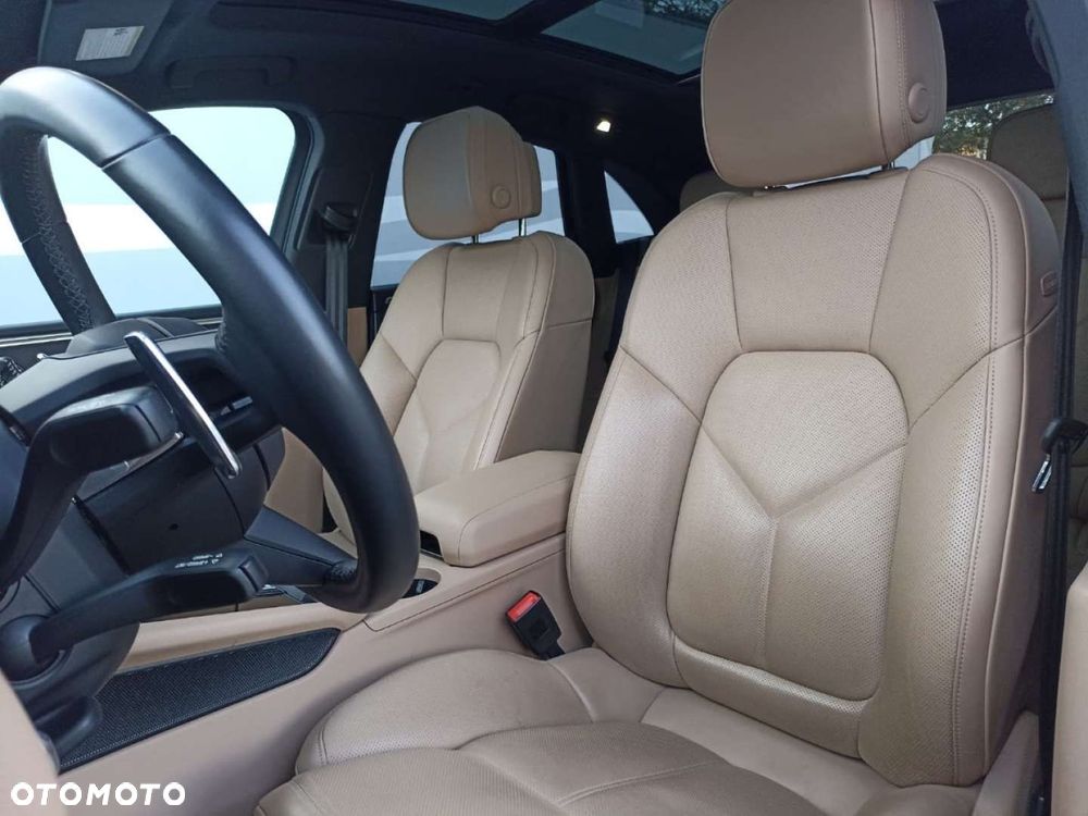 Porsche Macan Standard - 5