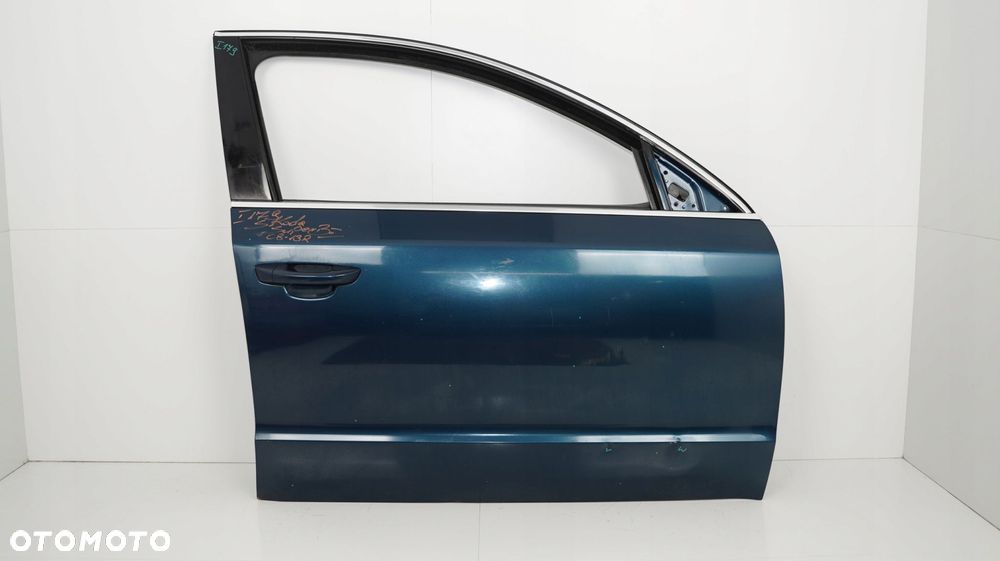 DRZWI PRAWY PRZÓD SKODA SUPERB II 08-13R LW5Q - 1