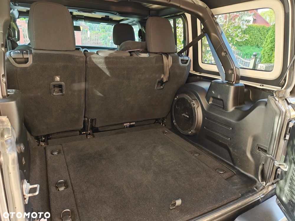 Jeep Wrangler Unlimited GME 2.0 Turbo Sahara - 9