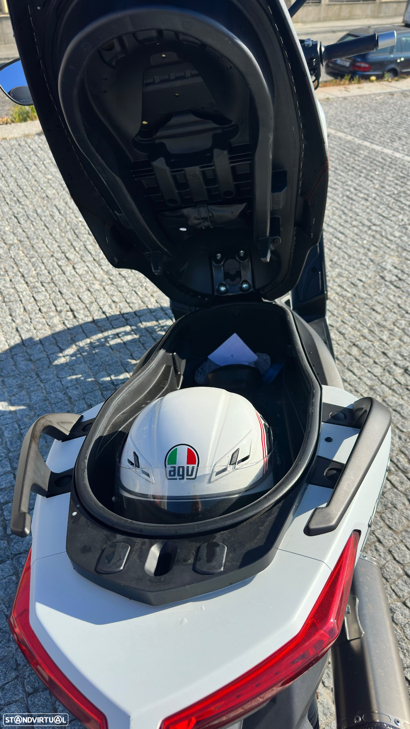 Yamaha X-Max - 14