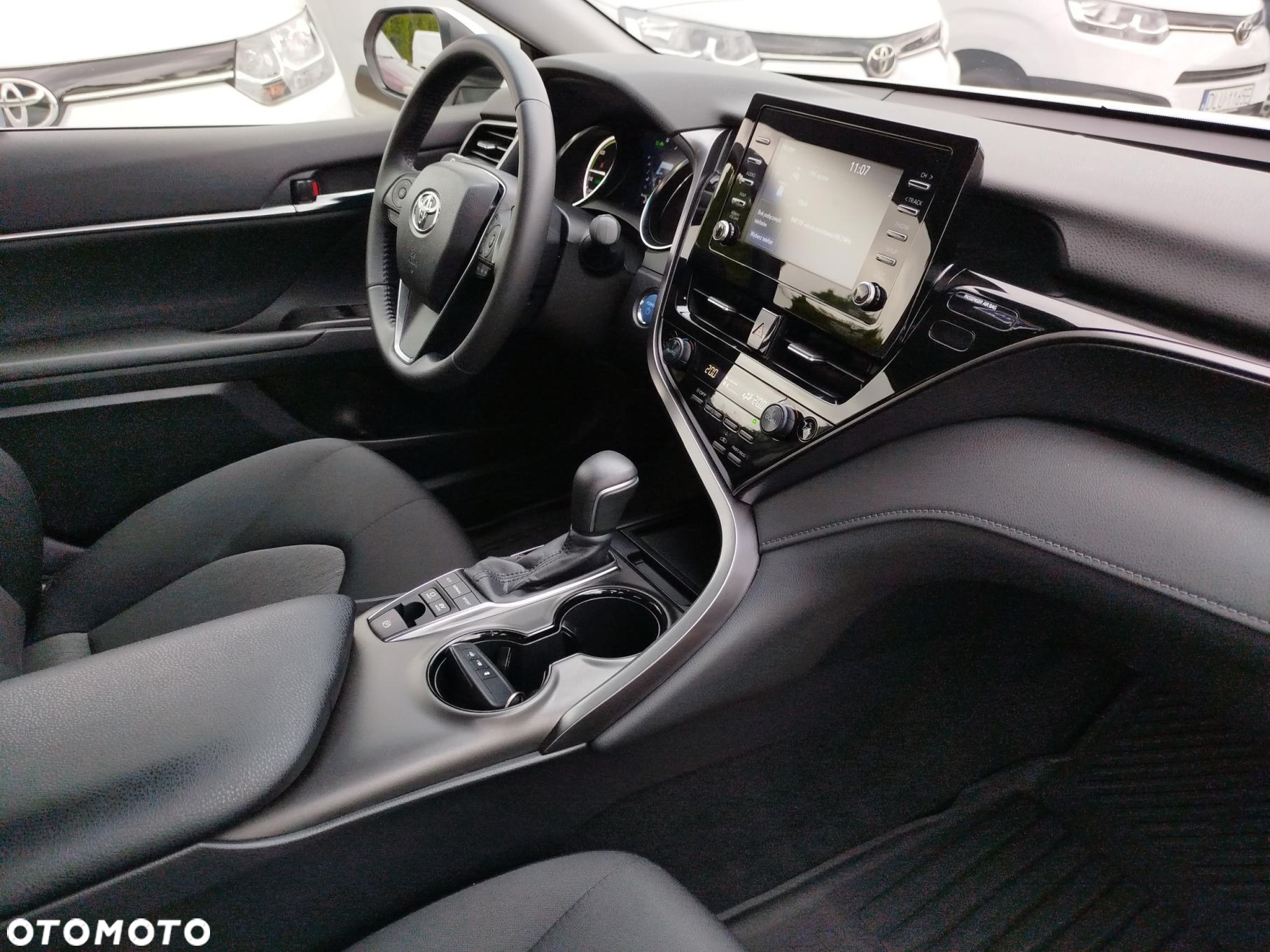 Toyota Camry - 9