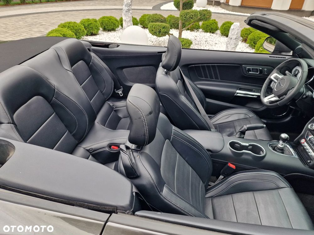 Ford Mustang 5.0 V8 GT - 13