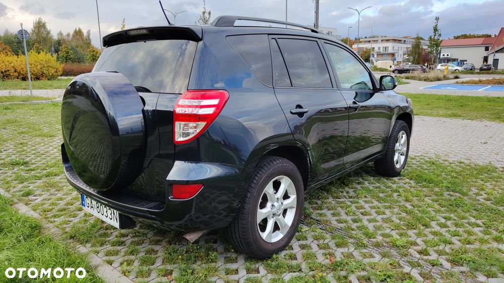 Toyota RAV4 2.0 VVT-i Premium - 4
