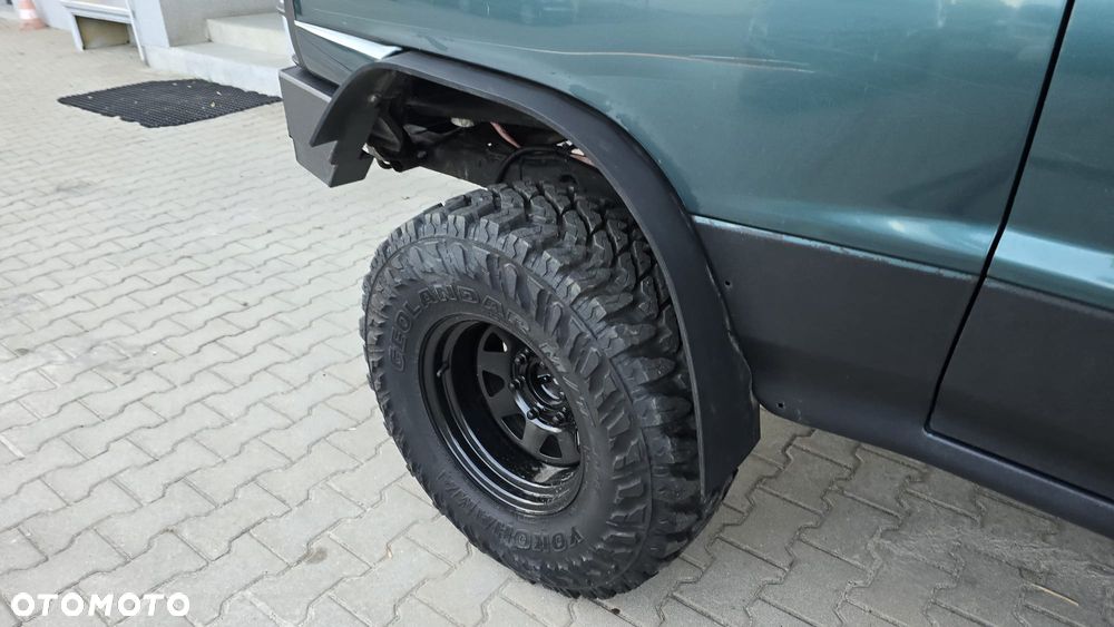 Mitsubishi Pajero 2.5 TD Classic - 21