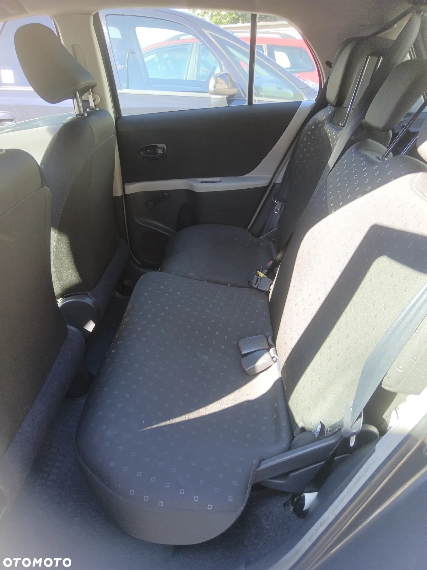 Toyota Yaris 1.3 Luna - 10