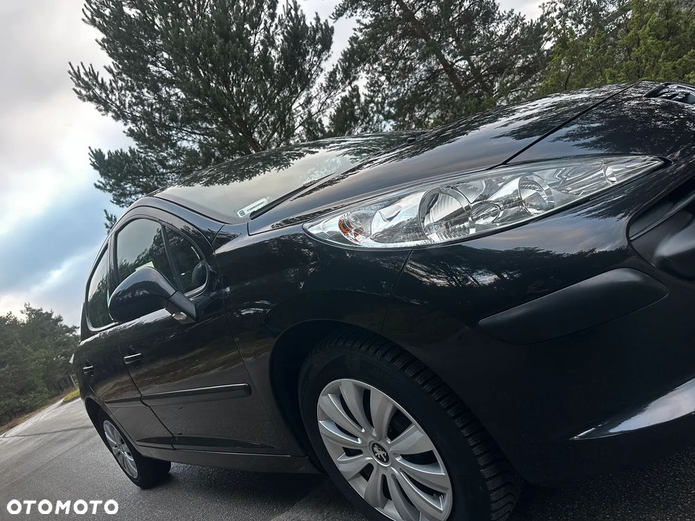 Peugeot 207 1.4 16V Presence - 10