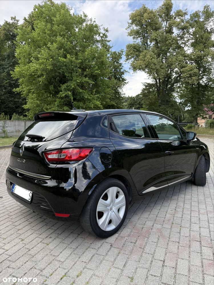 Renault Clio - 2