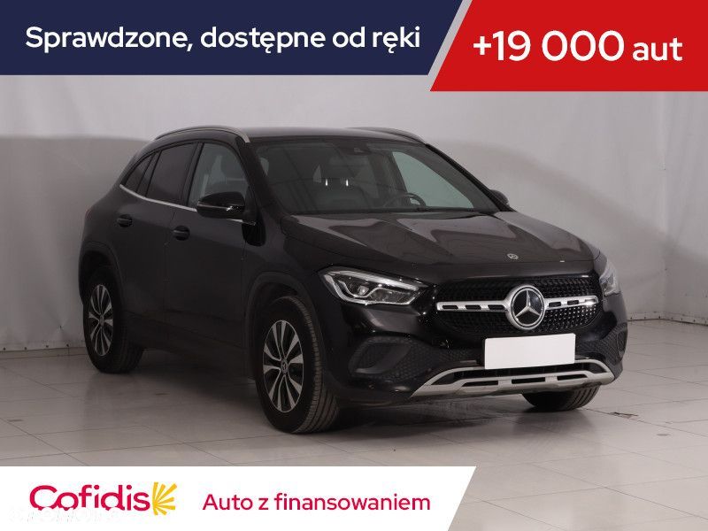 Mercedes-Benz GLA - 2