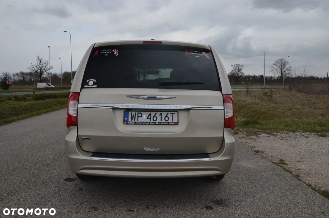 Chrysler Town & Country 3.6 Touring - 8