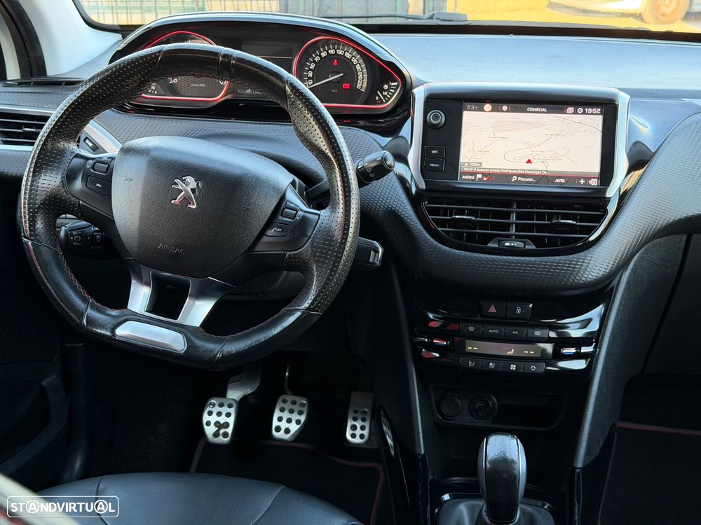 Peugeot 2008 PureTech 130 Stop&Start GT-Line Edition - 14