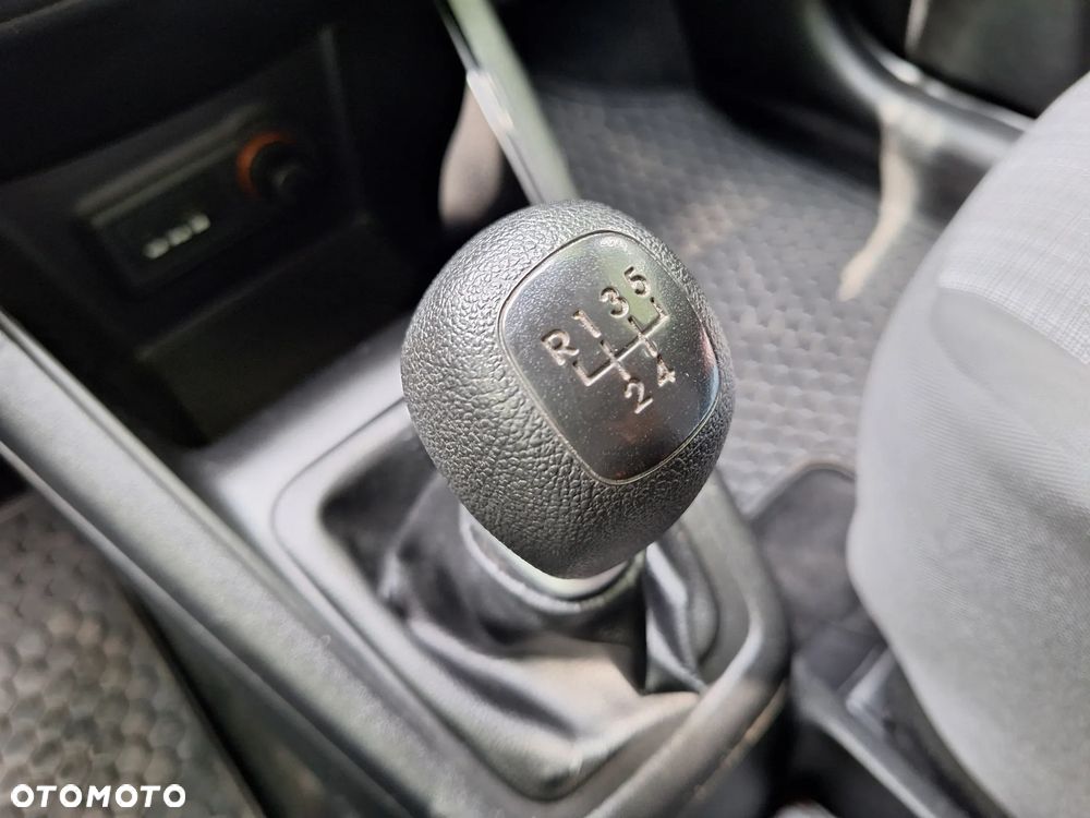 Kia Venga - 18