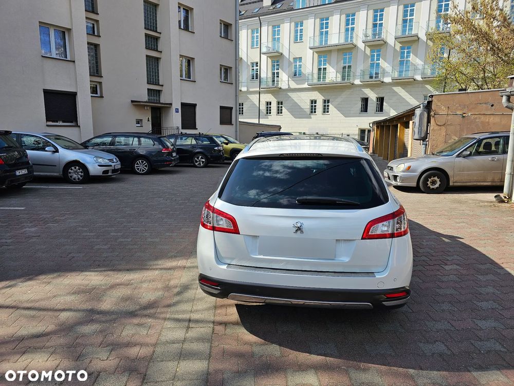 Peugeot 508 RXH Hybrid4 - 3