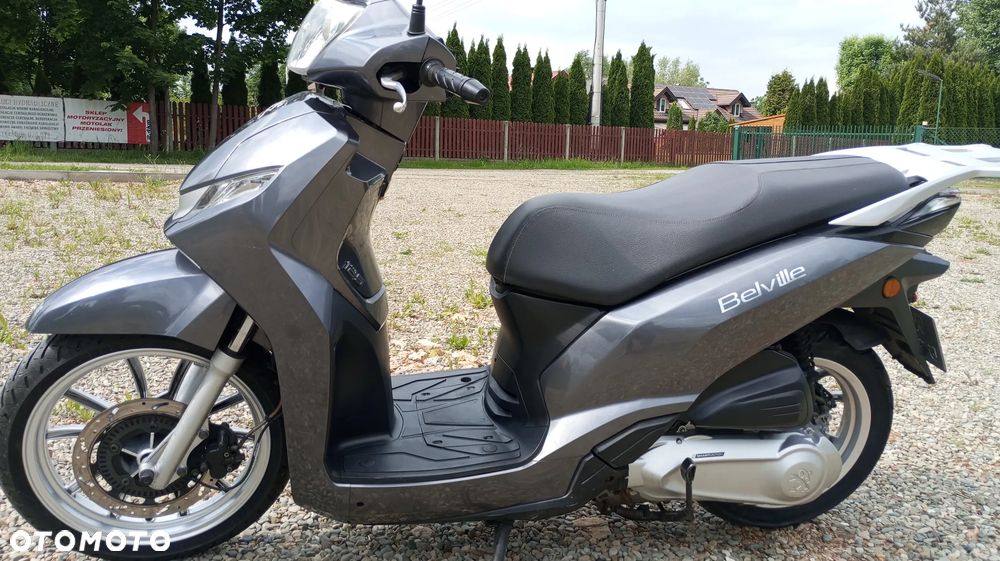 Vespa GTS - 16