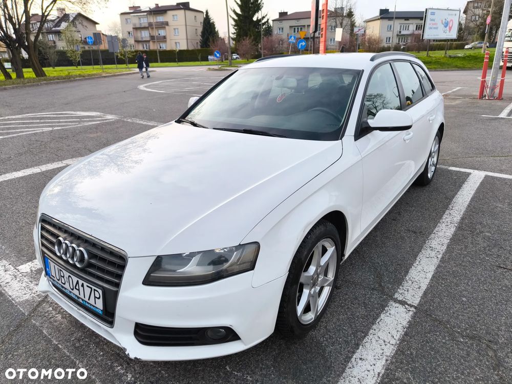 Audi A4 Avant 2.0 TDI - 9