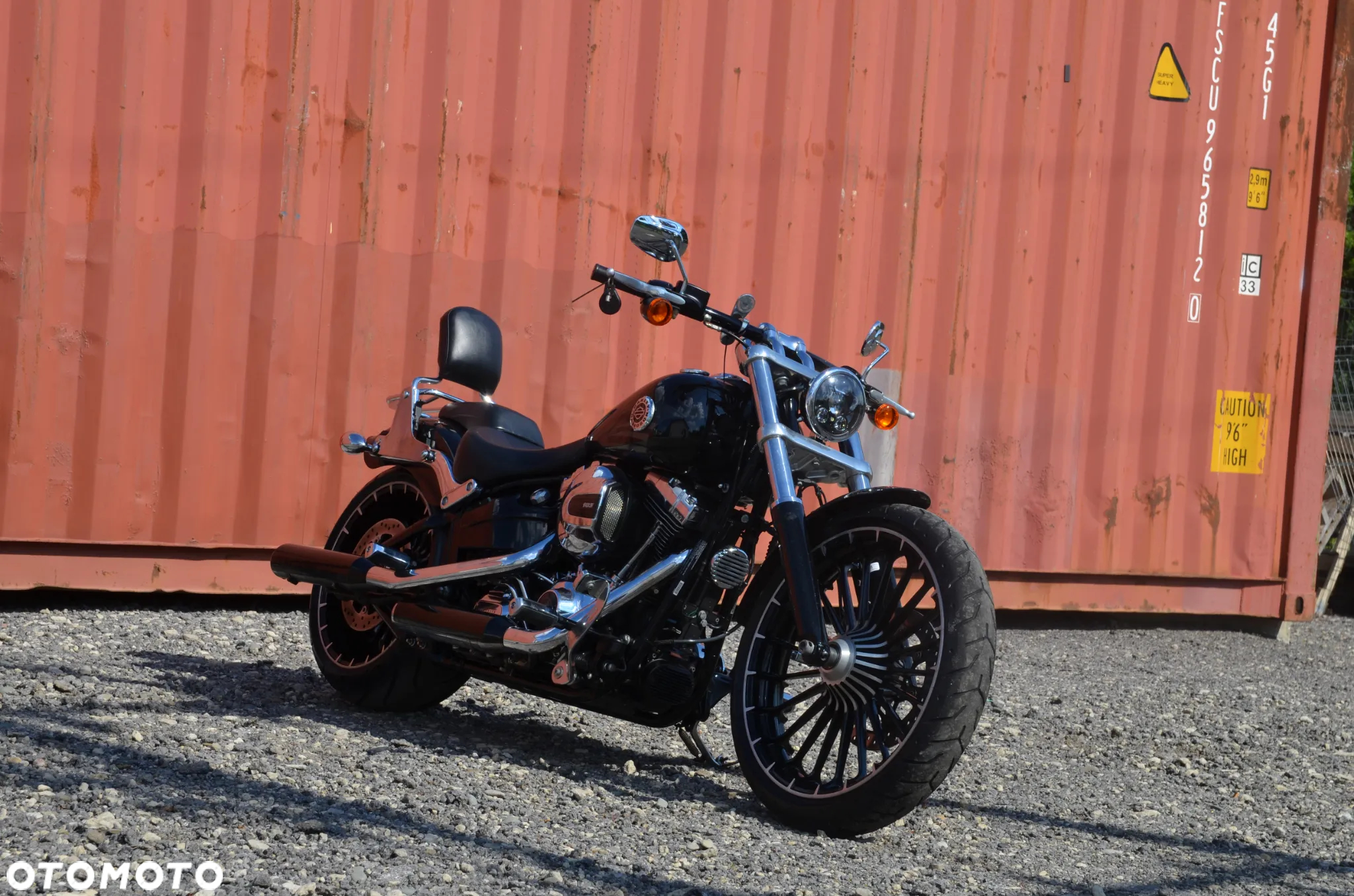Harley-Davidson FXSB Breakout - 15