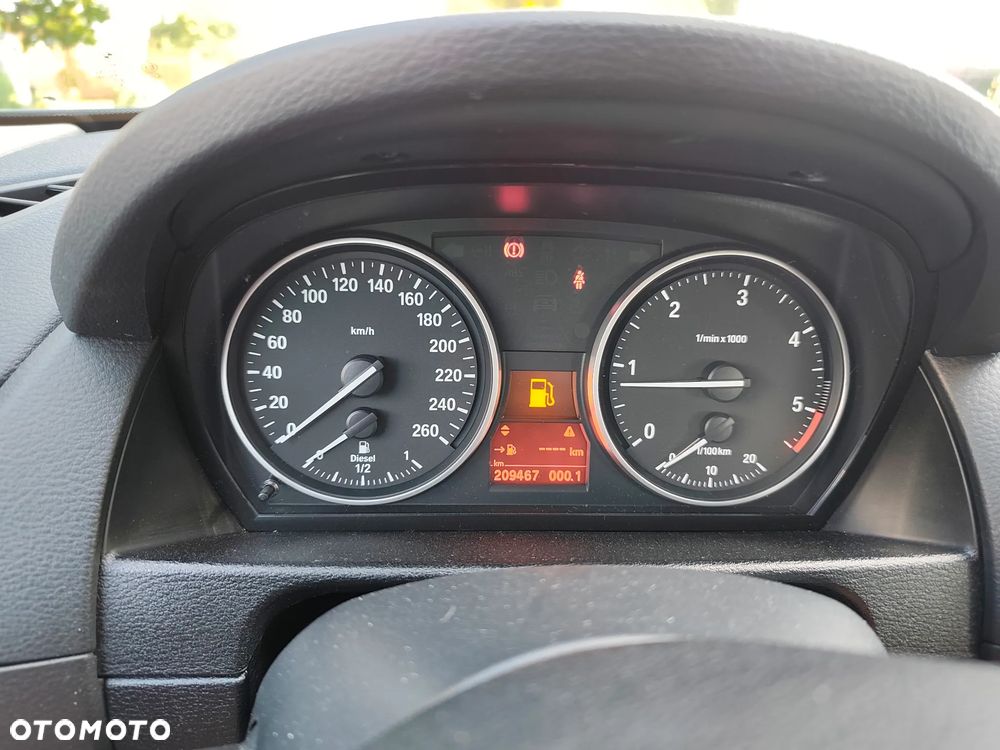 BMW X1 - 13