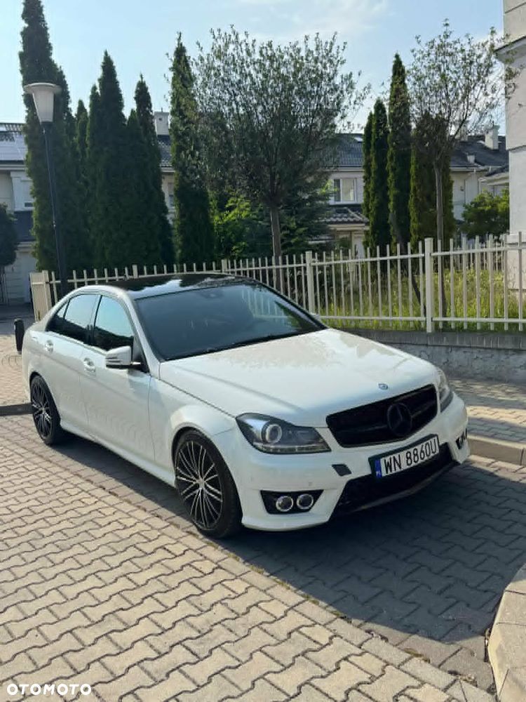 Mercedes-Benz Klasa C 350 BlueEff Avantgarde - 13