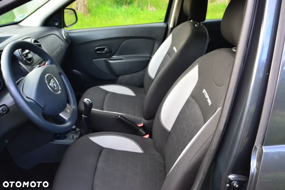 Dacia Sandero TCe 90 (S&S) Comfort - 9