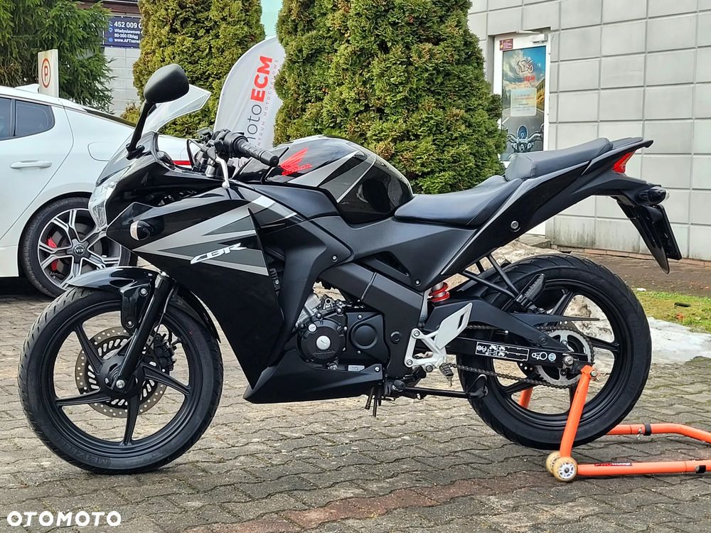 Honda CBR - 3