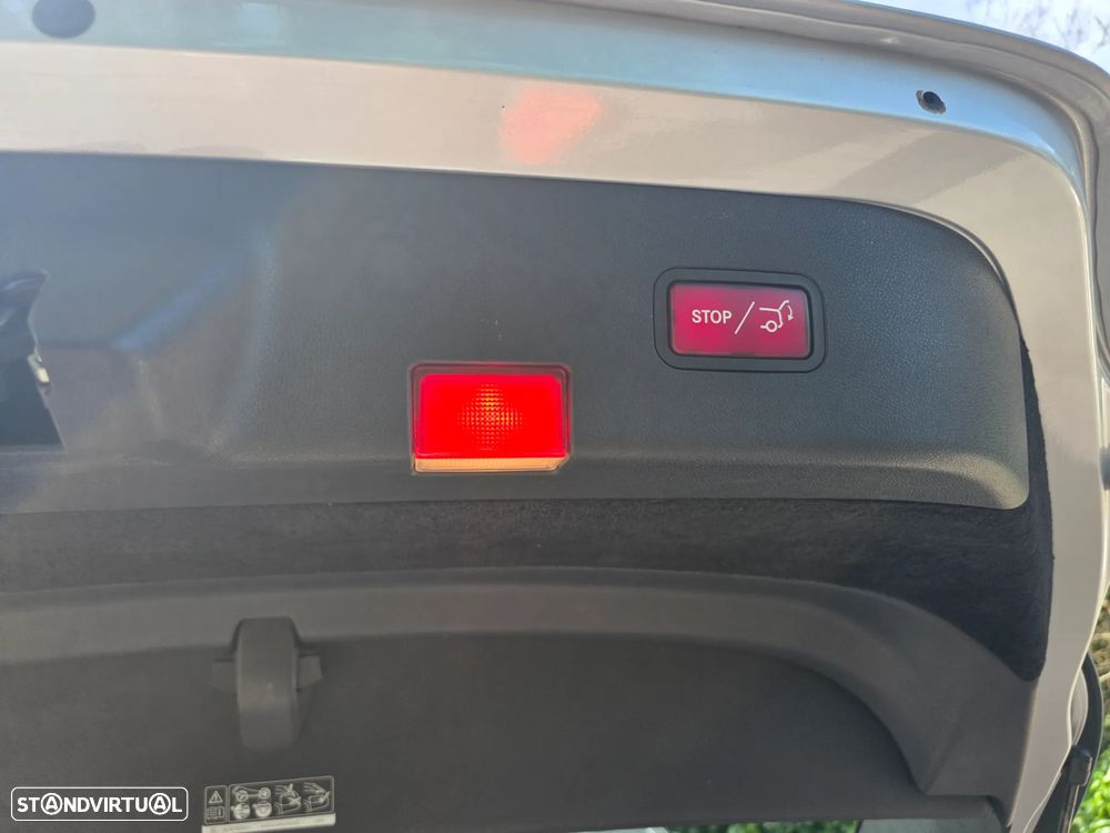 Mercedes-Benz CLS 350 BlueTEC Shooting Brake - 11