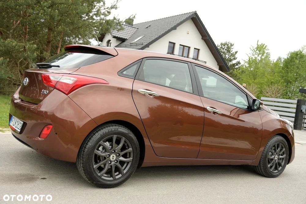 Hyundai i30 1.4 Premium - 9