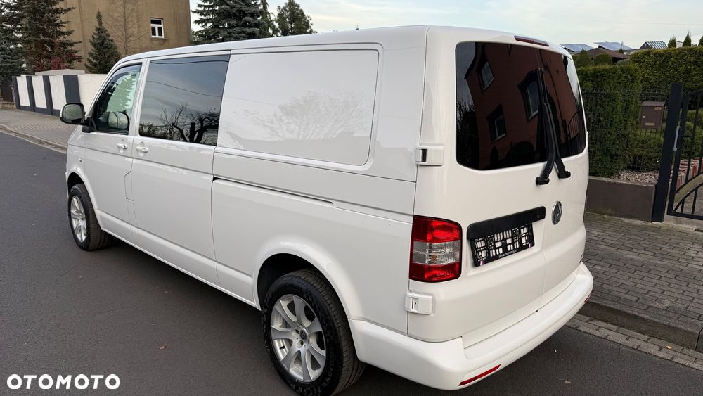 Volkswagen Caravelle - 4