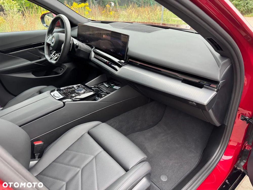 BMW Seria 5 520d Touring - 37