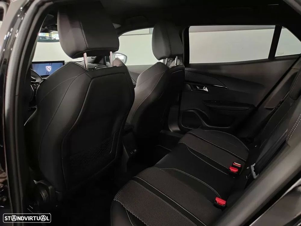 Peugeot e-2008 50 kWh GT Line - 40