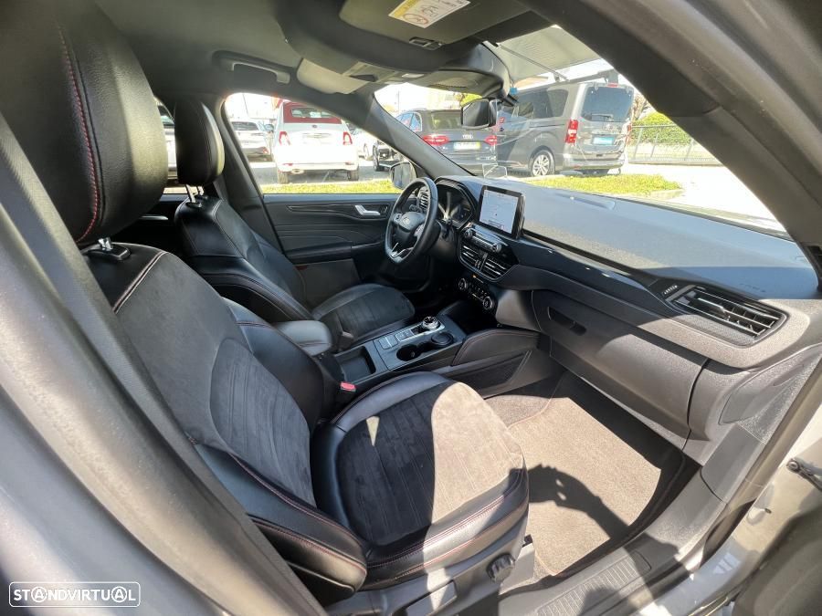 Ford Kuga 2.5 PHEV ST-Line X - 27