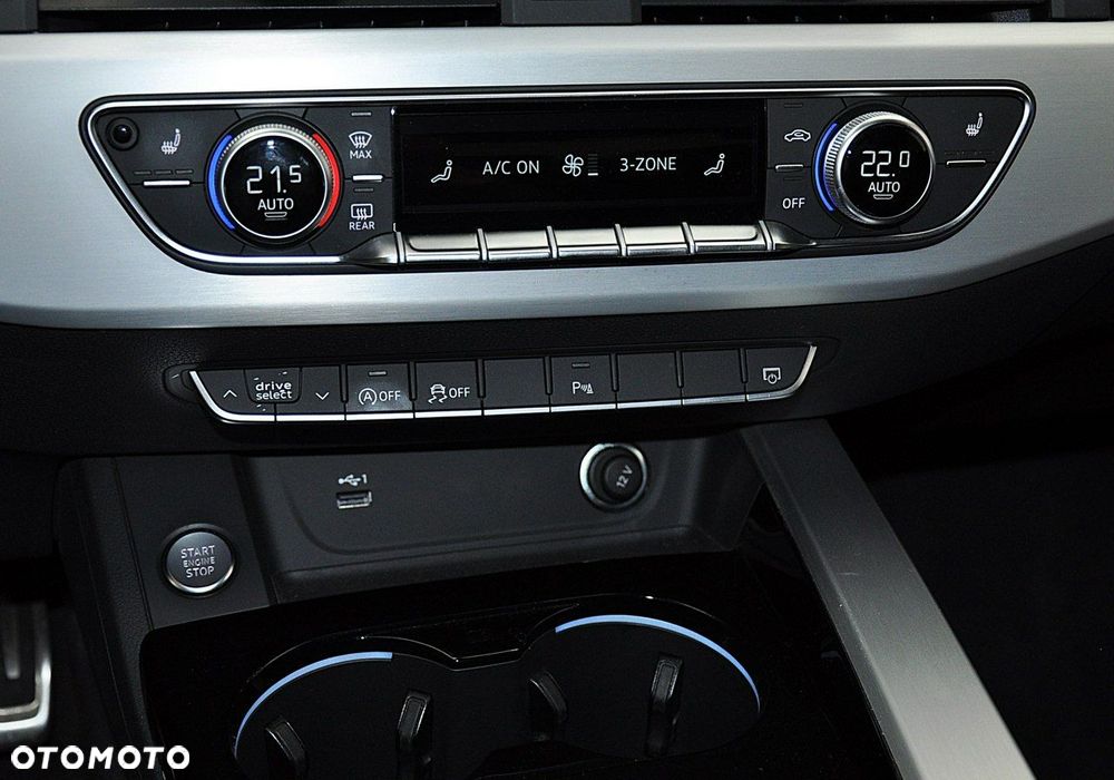 Audi A4 Limousine - 31