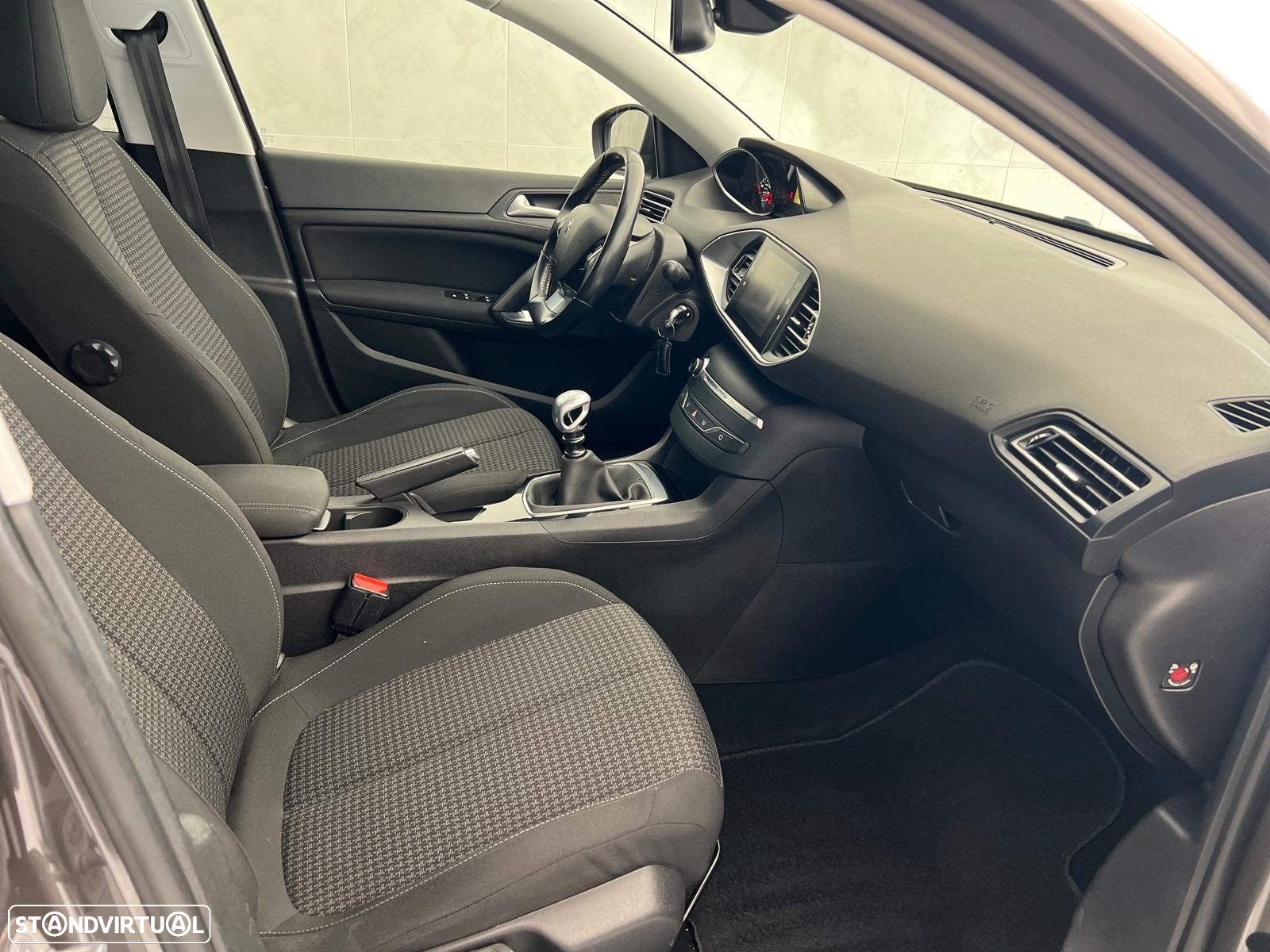 Peugeot 308 SW 1.5 BlueHDi Active - 25