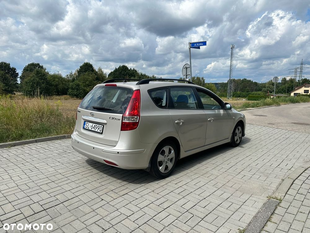 Hyundai i30 1.6 Classic + - 2