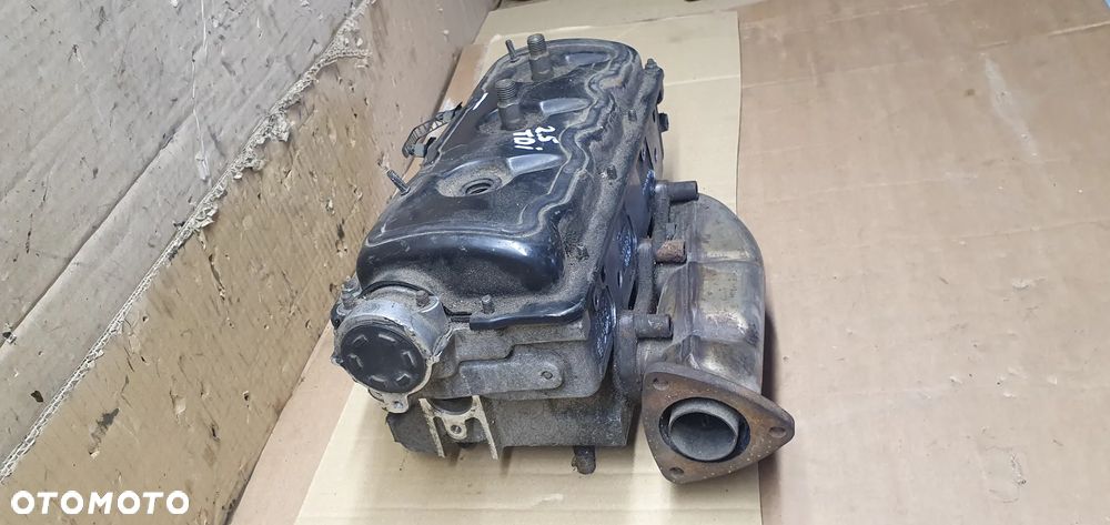 Głowica silnika prawa kompletna wałki Audi A6 C5 2.5 TDI - 3