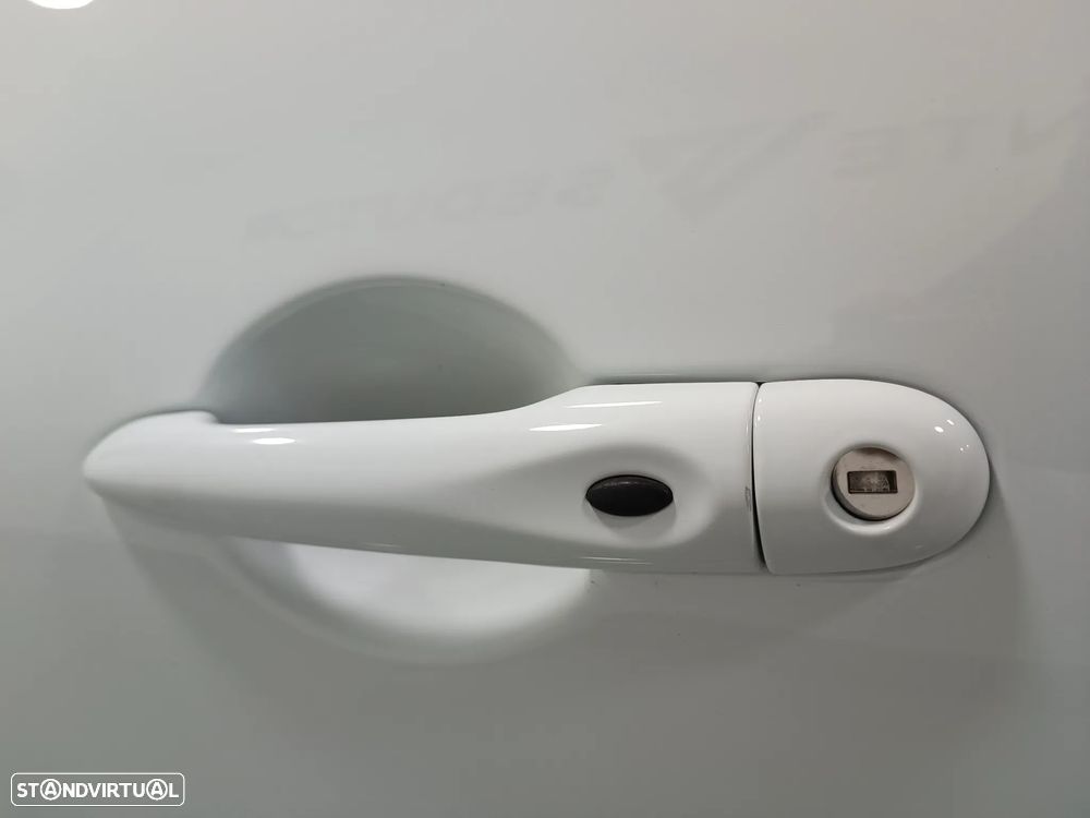 Renault Clio Energy TCe 90 Start & Stop Limited - 12