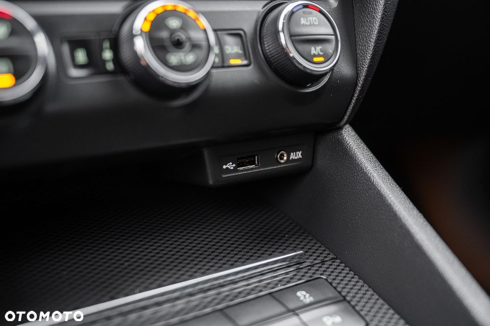 Skoda Octavia 2.0 TSI RS DSG - 27