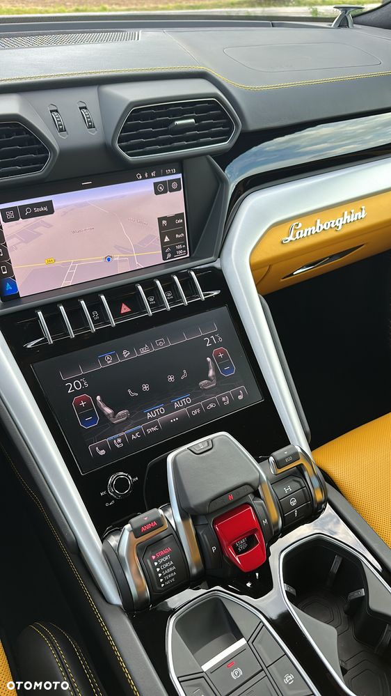 Lamborghini Urus - 25