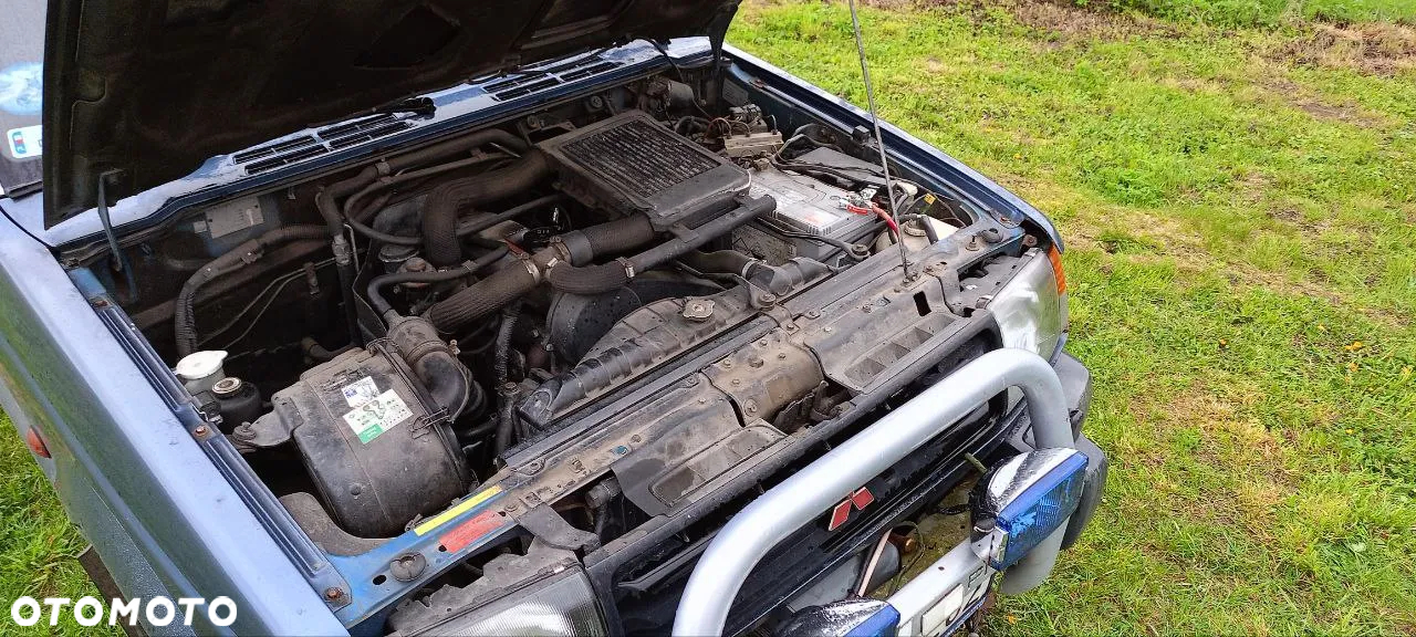 Mitsubishi Pajero 2.5 TD GLX - 6