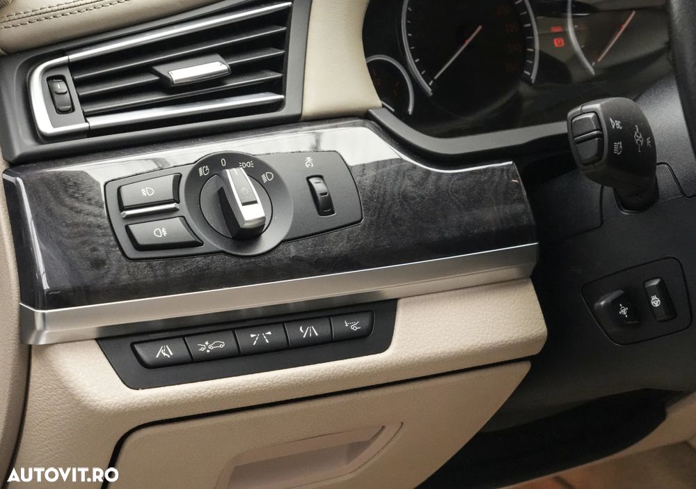 BMW Seria 7 750Li Aut. - 26