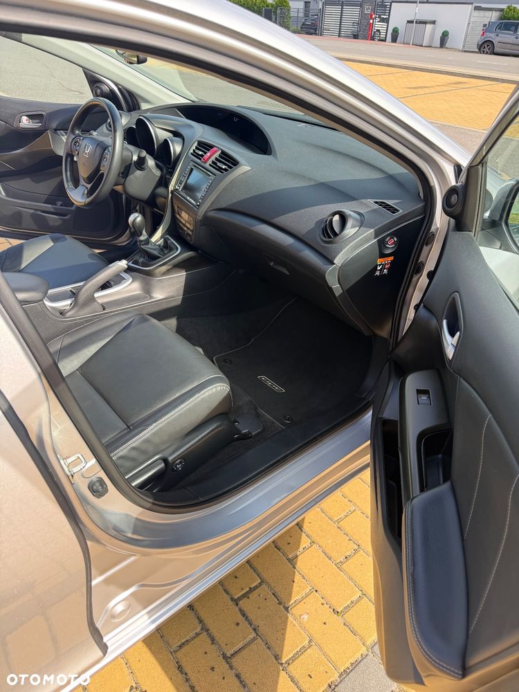 Honda Civic 1.8 i-VTEC Executive - 18
